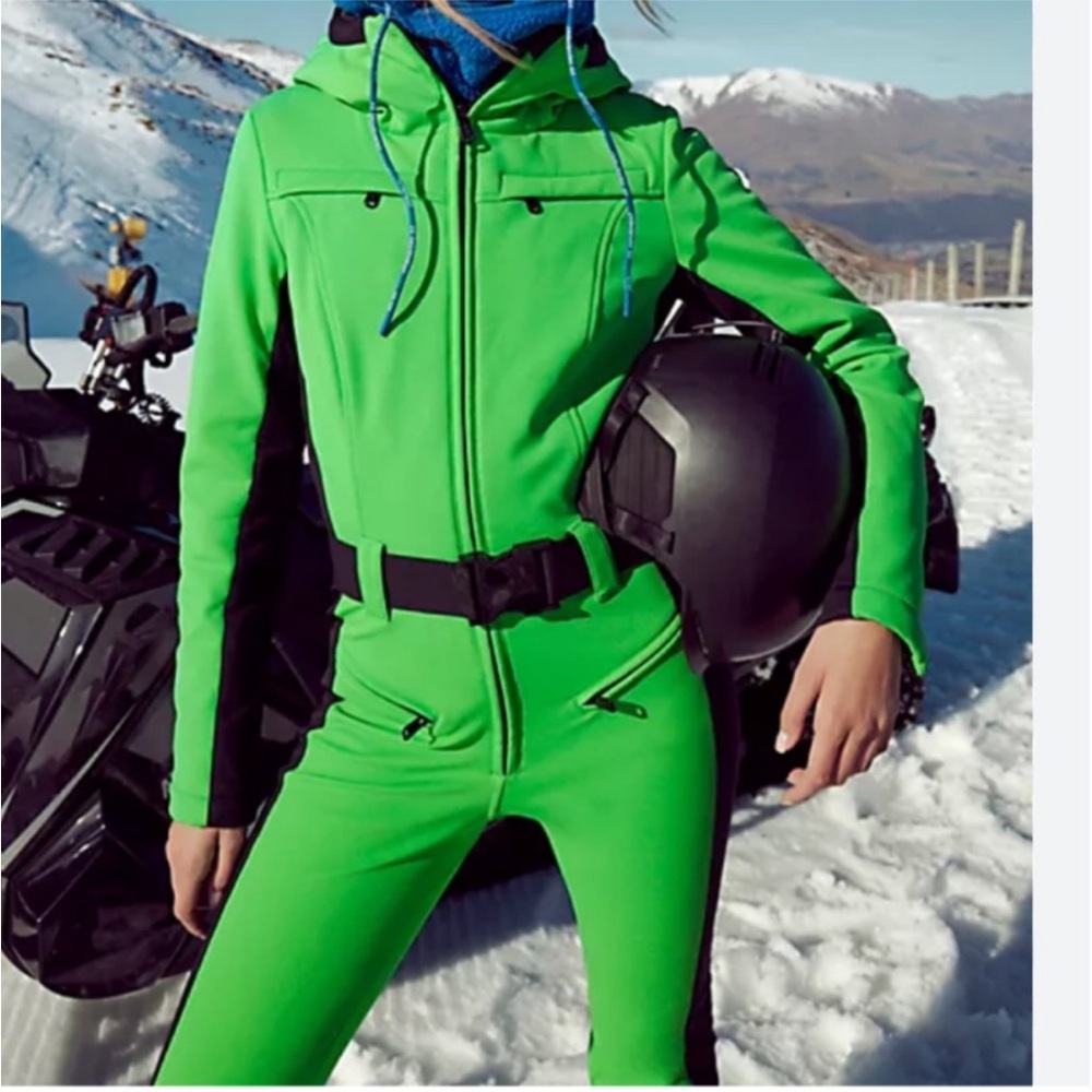 Goldbergh Parry Ski Suit in Flash Green size 36 fits like a US 2/4  xs/s